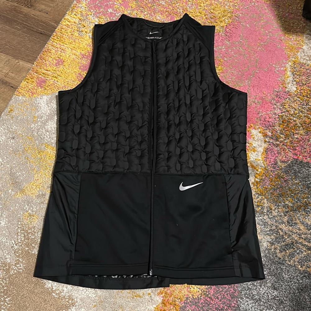 Nike vest